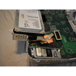 Замена жесткого диска eMac