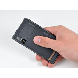 Замена батареи Motorola Droid